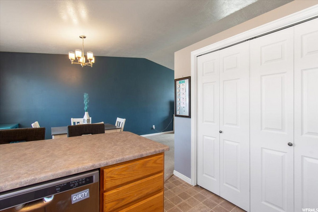 2962 W 2075 S, Syracuse, UT 84075 — photo 8