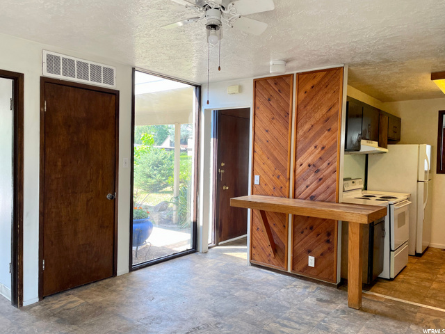 Dining Area off Kitchen