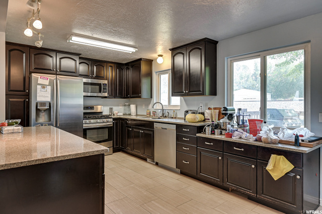 6060 S 2450 W, Roy, UT 84067 — photo 3