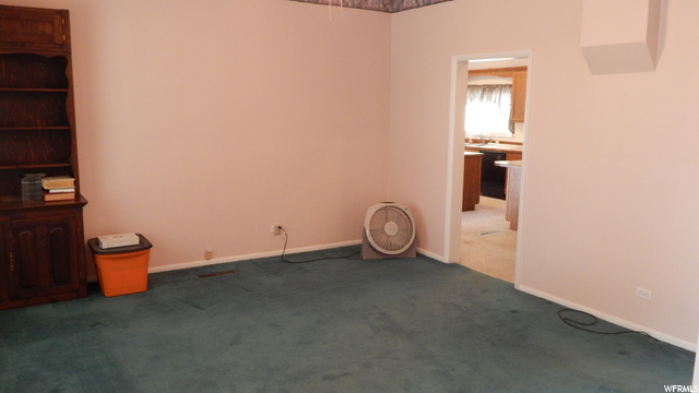 439 W 300 N, Hyrum, UT 84319 — photo 8