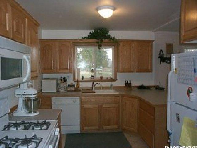 105 S 500 E, Nephi, UT 84648 — photo 3
