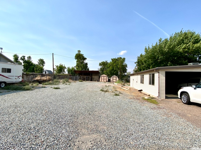 3490 S 1500 E, Vernal, UT 84078 — photo 9