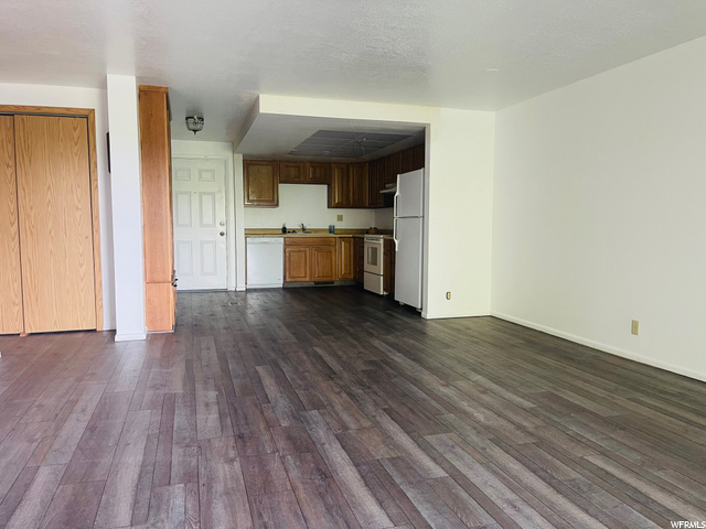 255 E Temple N #9, Logan, UT 84321 — photo 2