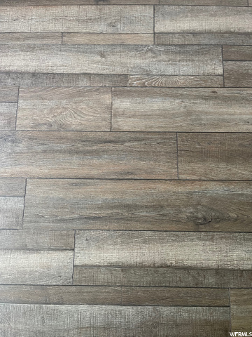 New Luxury Vynal Floors