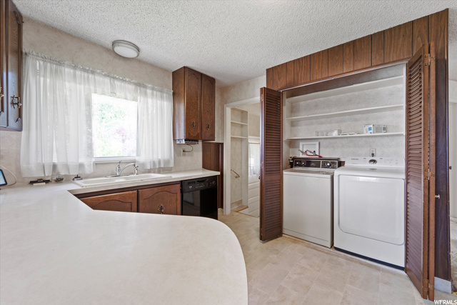 8365 S 700 E, Sandy, UT 84070 — photo 10