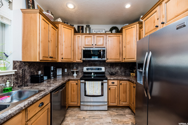 211 S 300 E, Millville, UT 84326 — photo 12