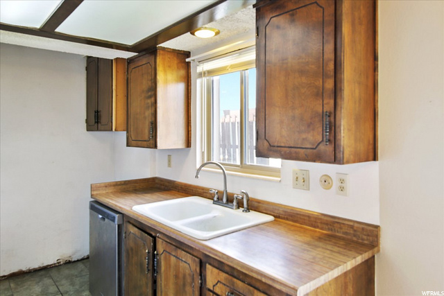 1079 N 200 W #4, Logan, UT 84341 — photo 8