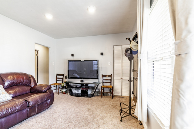 1595 S Main St, Bountiful, UT 84010 — photo 2