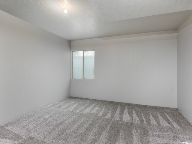 2039 E Easter Dr, Eagle Mountain, UT 84005 — photo 10