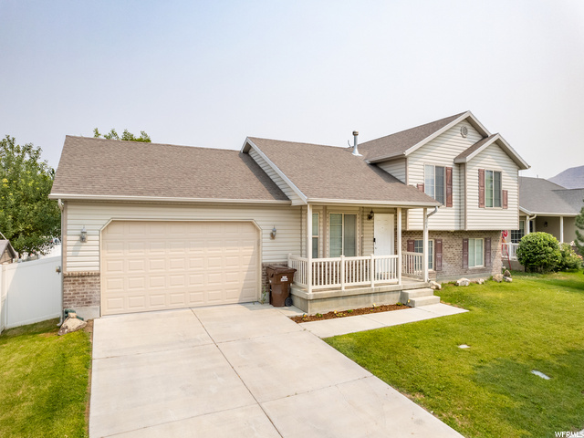 2039 E Easter Dr, Eagle Mountain, UT 84005 — photo 2