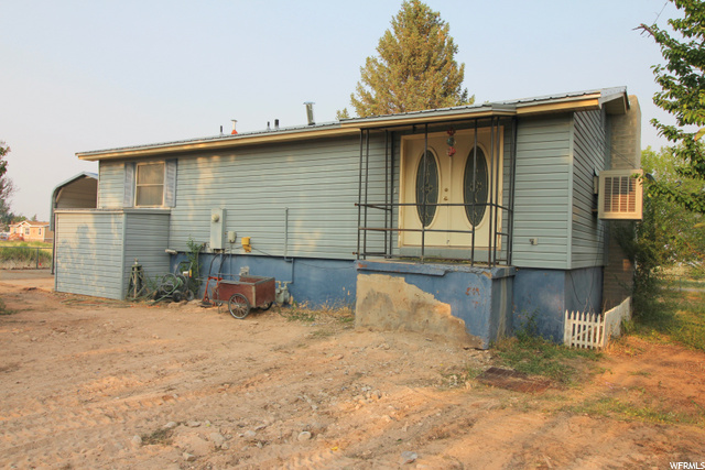 5827 E 50 N, Roosevelt, UT 84066 — photo 2