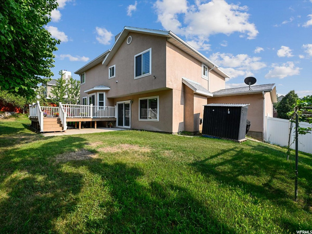 Large backyard for entertainment
