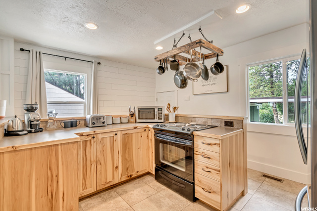 1122 19th St, Ogden, UT 84401 — photo 4