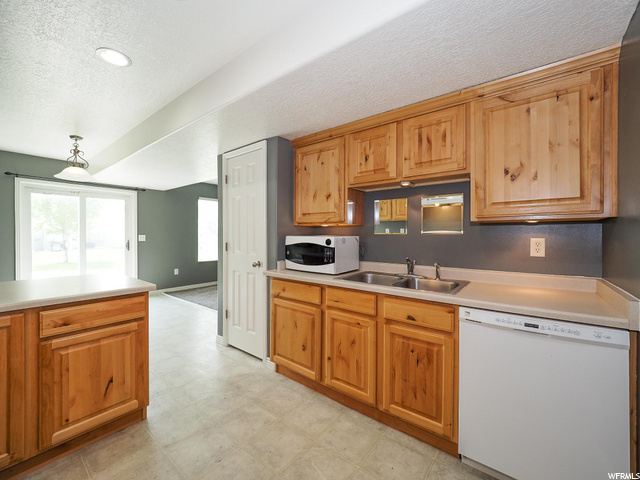 652 W 800 N #93, Clinton, UT 84015 — photo 11