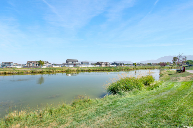 2396 N 2930 W, Clinton, UT 84015 — photo 6