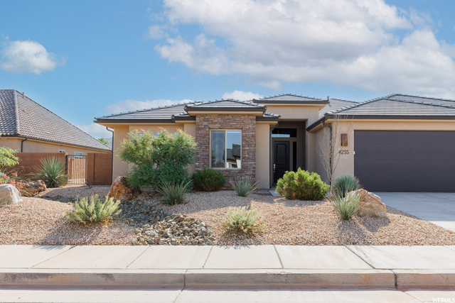 4255 S 1095 E, Washington, UT 84780 — photo 2