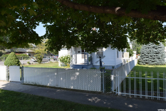 690 N 200 E, Price, UT 84501 — photo 4
