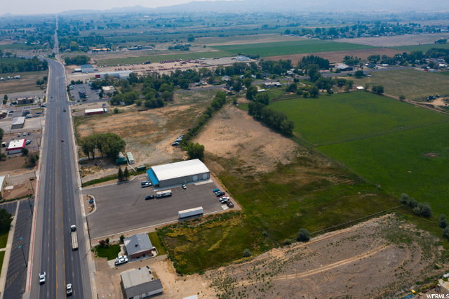 2398 S 1500 E, Naples, UT 84078 — photo 8