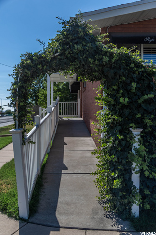 664 W Antelope Dr, Layton, UT 84041 — photo 4