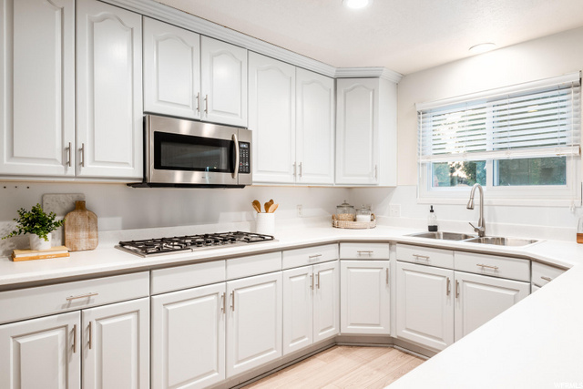 2899 E Ksel Dr S, Sandy, UT 84092 — photo 8
