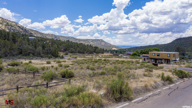 #33, Glendale, UT 84729 — photo 3