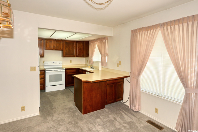 6927 S 800 E, Midvale, UT 84047 — photo 9