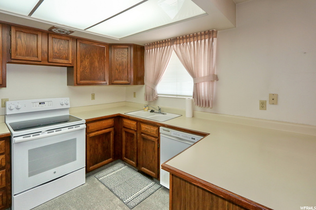 6927 S 800 E, Midvale, UT 84047 — photo 12