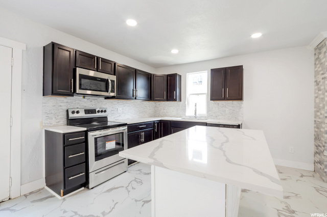 859 S 1500 E, Clearfield, UT 84015 — photo 4