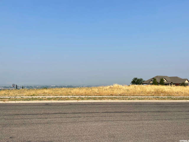 185 N 380 E #32, Millville, UT 84326 — photo 6