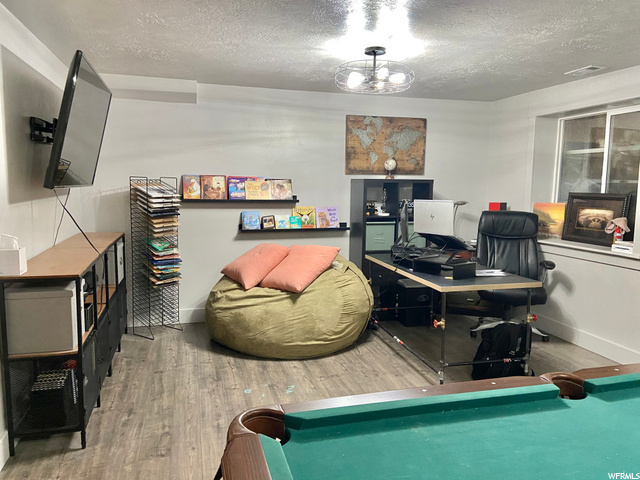 Large basement bedroom