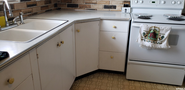 275 S 700 E, Price, UT 84501 — photo 9