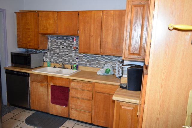 246 Uintah St, Helper, UT 84526 — photo 9