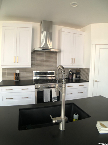 2497 E Ember Dr, Draper, UT 84020 — photo 11