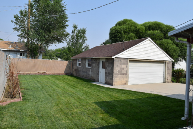 319 S 400 E, Price, UT 84501 — photo 6