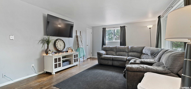 958 N 300 W, Sunset, UT 84015 — photo 4