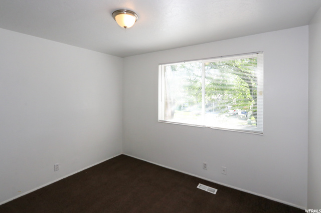 8485 S 1575 E, Sandy, UT 84093 — photo 8