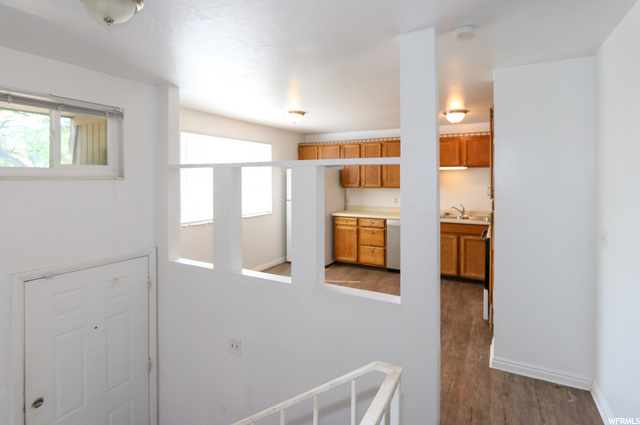8485 S 1575 E, Sandy, UT 84093 — photo 2