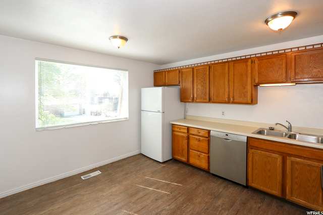 8485 S 1575 E, Sandy, UT 84093 — photo 3