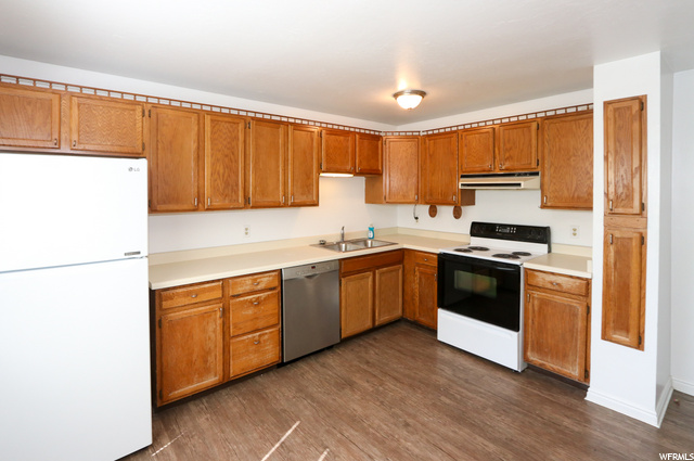 8485 S 1575 E, Sandy, UT 84093 — photo 4