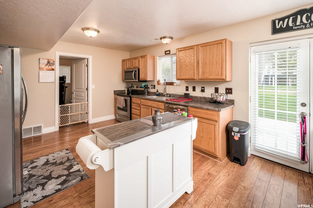 1463 N Heather Ln E, Syracuse, UT 84075 — photo 9