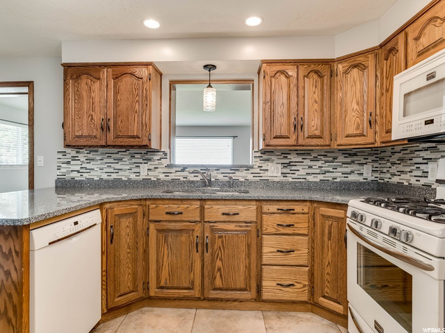 1972 W 3725 S, Roy, UT 84067 — photo 6