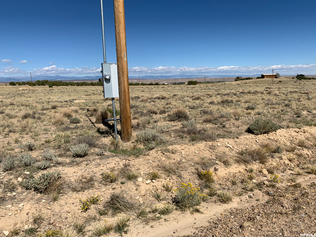 #319, Duchesne, UT 84021 — photo 2