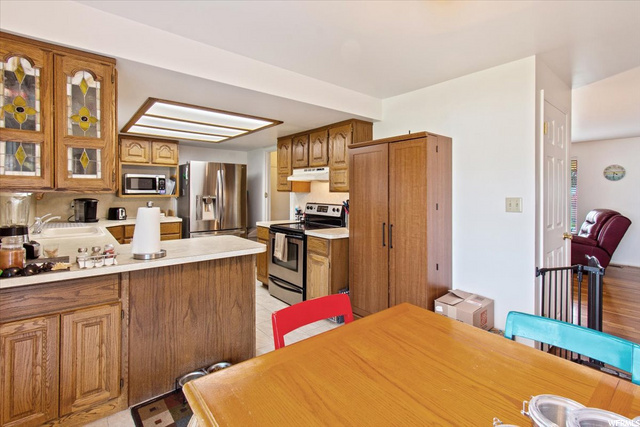 5940 S 2000 W, Roy, UT 84067 — photo 8