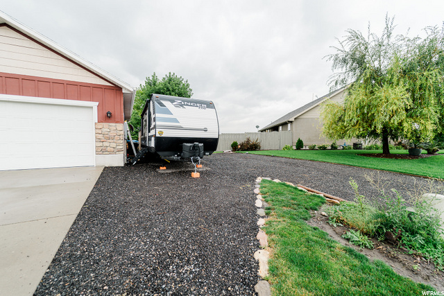 574 N 850 E, Wellsville, UT 84339 — photo 5