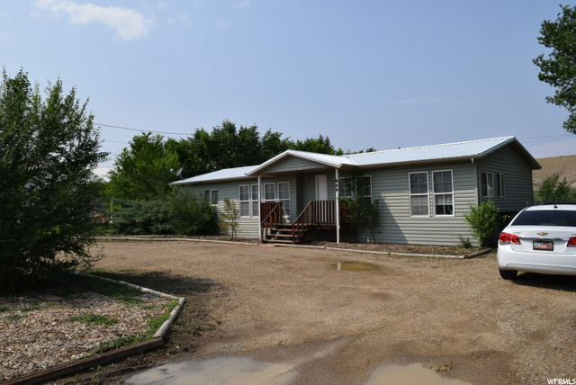555 E Main St, Wellington, UT 84542 — photo 3