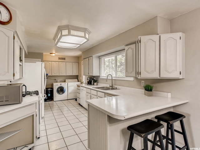 3273 S 200 W, Bountiful, UT 84010 — photo 9