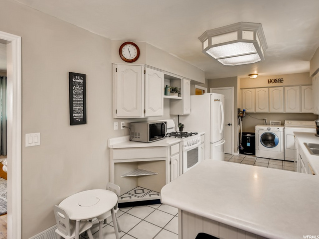 3273 S 200 W, Bountiful, UT 84010 — photo 8