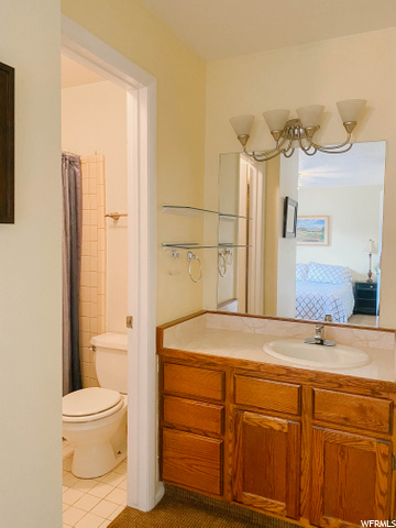 Upstairs Bathroom 2