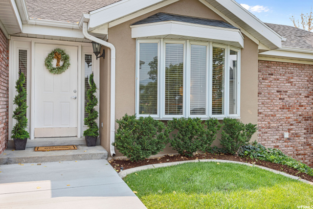 53 Monarch Dr, Bountiful, UT 84010 — photo 2