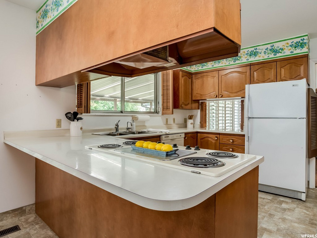 8317 S Roosevelt St, Midvale, UT 84047 — photo 8